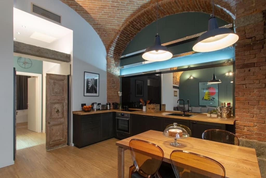 Casa Bellezia- Design E Storia Nel Cuore Di Torino Kültér fotó